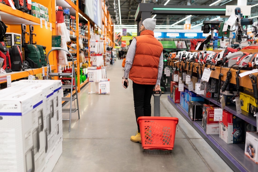 adult-shopping-for-tools-in-bright-retail-store-2026-09-23-18-15-02-utc (1)
