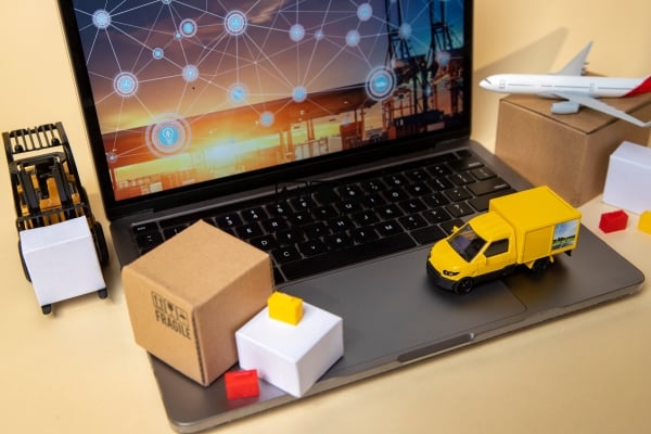 vehicles-laptop-supply-chain-representationvehicles-laptop-supply-chain-representation
