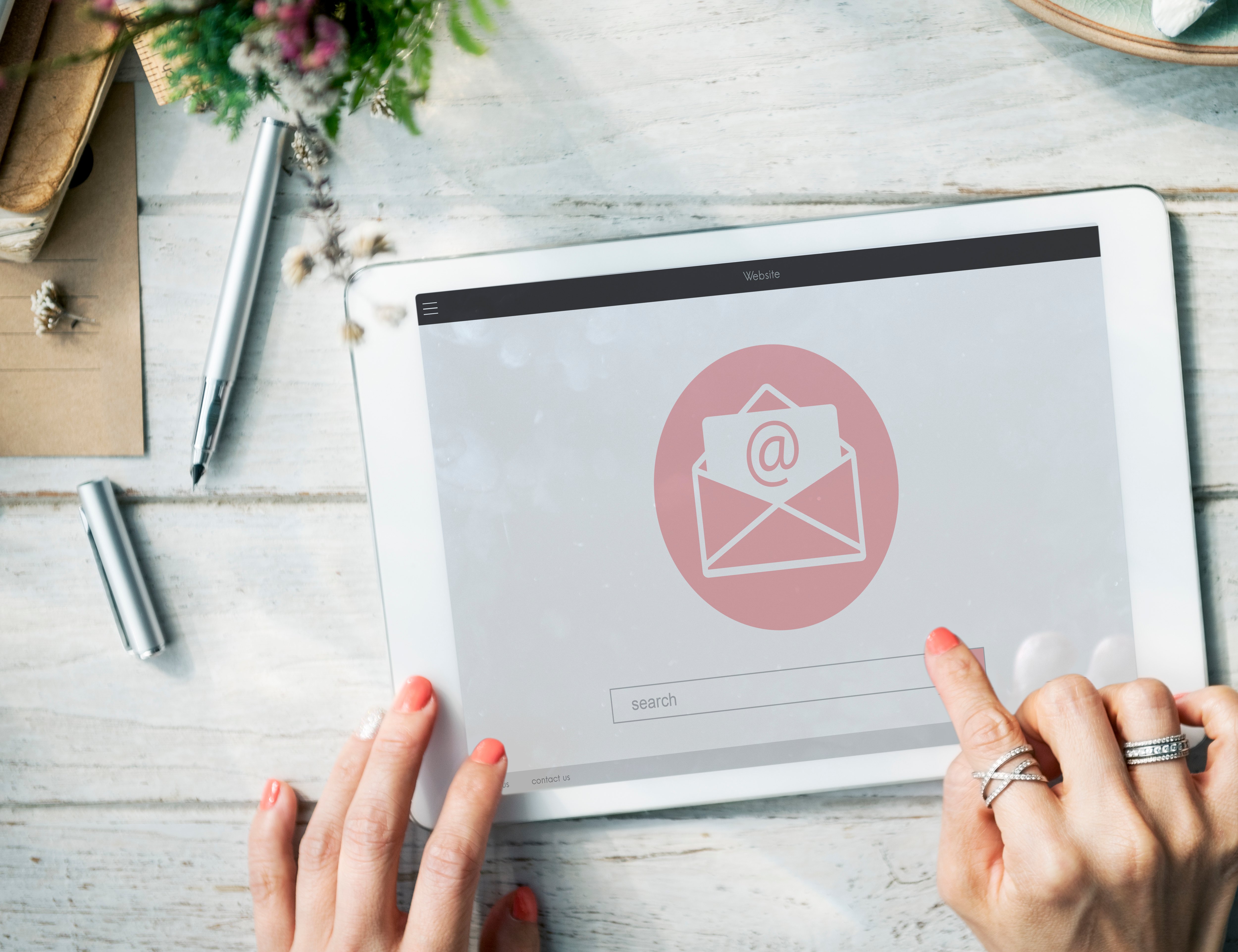 Grow Your Brand: 6 Ecommerce Email Examples